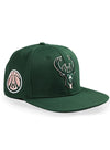 Pro Standard Classic Wool Green Milwaukee Bucks Snapback Hat-angled right 