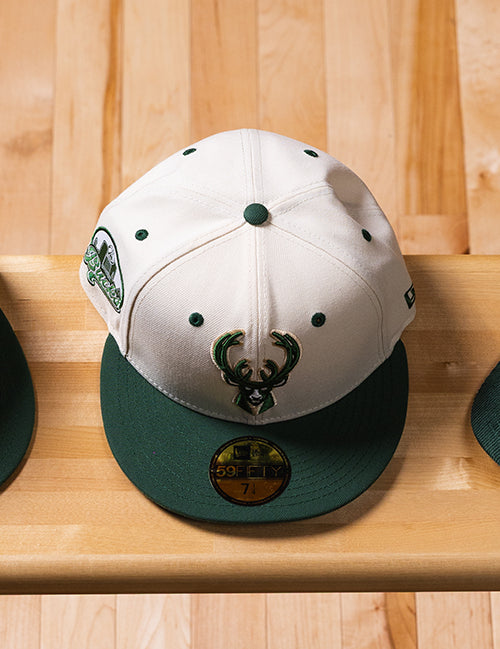 New Era 2025-26 City Edition 59Fifty City Brim Milwaukee Bucks Fitted Hat-display