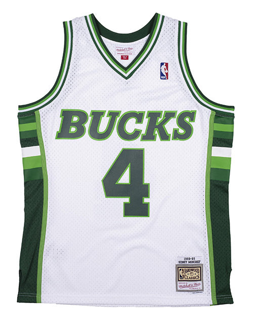 Mitchell & Ness HWC 1988 Sidney Moncrief Milwaukee Bucks Swingman Jersey In White & Green - Front View