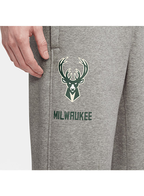 Milwaukee Bucks Nike Courtside Tracksuit - Mens