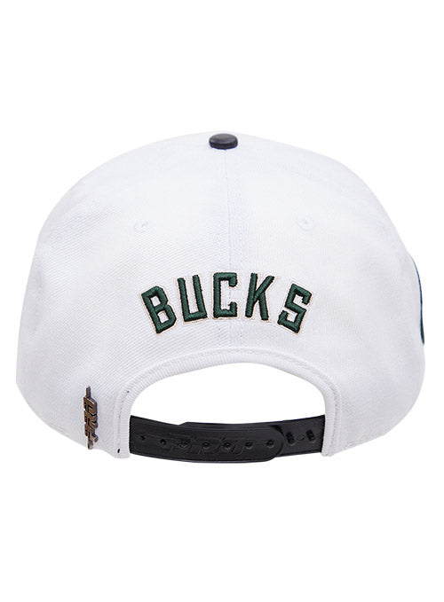 Pro Standard Classic Wool Milwaukee Bucks Snapback Hat In White - Back View