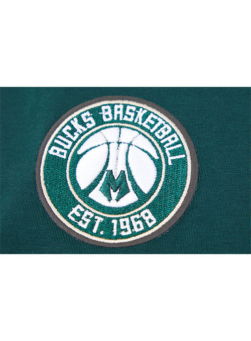 Women's Pro Standard Classic Slim Milwaukee Bucks T-Shirt In Green - Zoom View On Right Sleeve Graphic