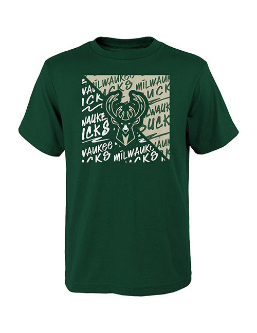 Youth Outerstuff Divide Milwaukee Bucks T-Shirt In Green - Front View