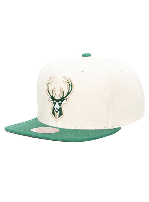 Milwaukee Bucks Mitchell & Ness Side Core 2.0 Snapback Hat - Cream