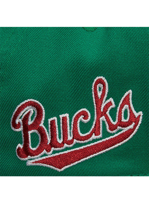 Mitchell & Ness HWC '68 Core Side Milwaukee Bucks Fitted Hat In Green & Yellow - Zoom View On Left Side Graphic