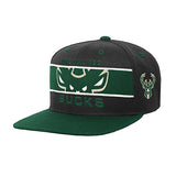 Youth Logo Bar Milwaukee Bucks Snapback Hat In Grey & Green - Angled Left Side View