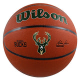 Wilson Team Alliance Milwaukee Bucks Basketball in voller Größe
